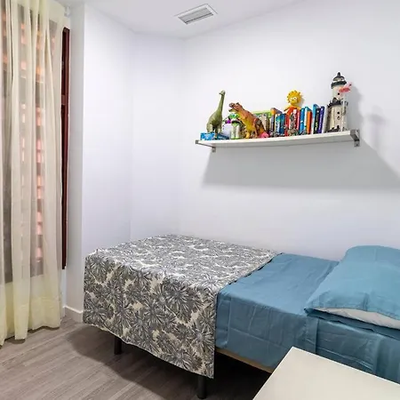 Rentitspain Encanto Costero En Con Comodo Balcon